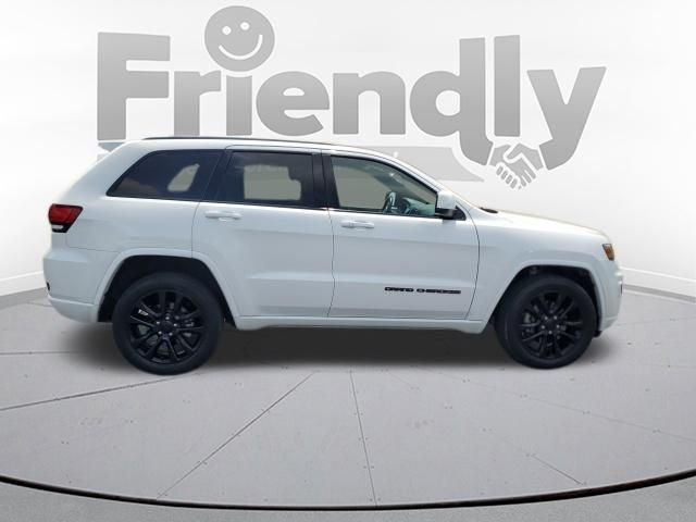Used 2021 White Jeep Laredo X image 6