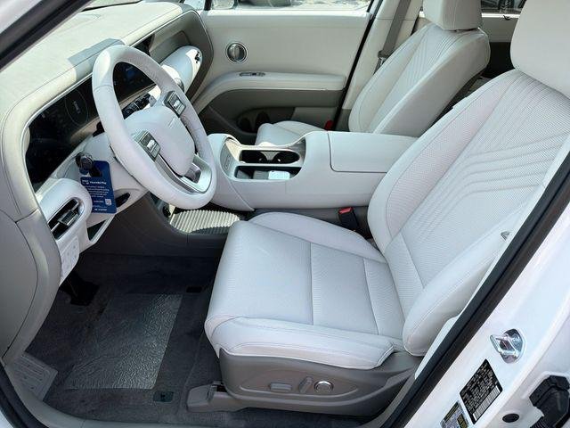New 2026 White Hyundai SEL 7P image 15