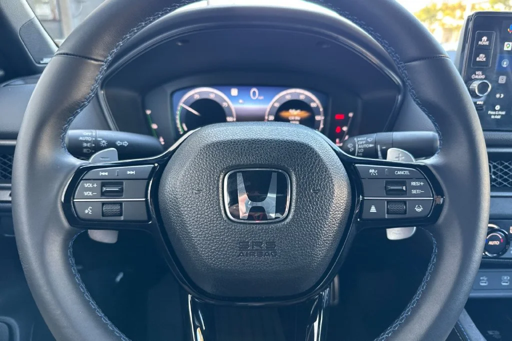 Used 2026 Winter Frost Pearl Honda  image 28