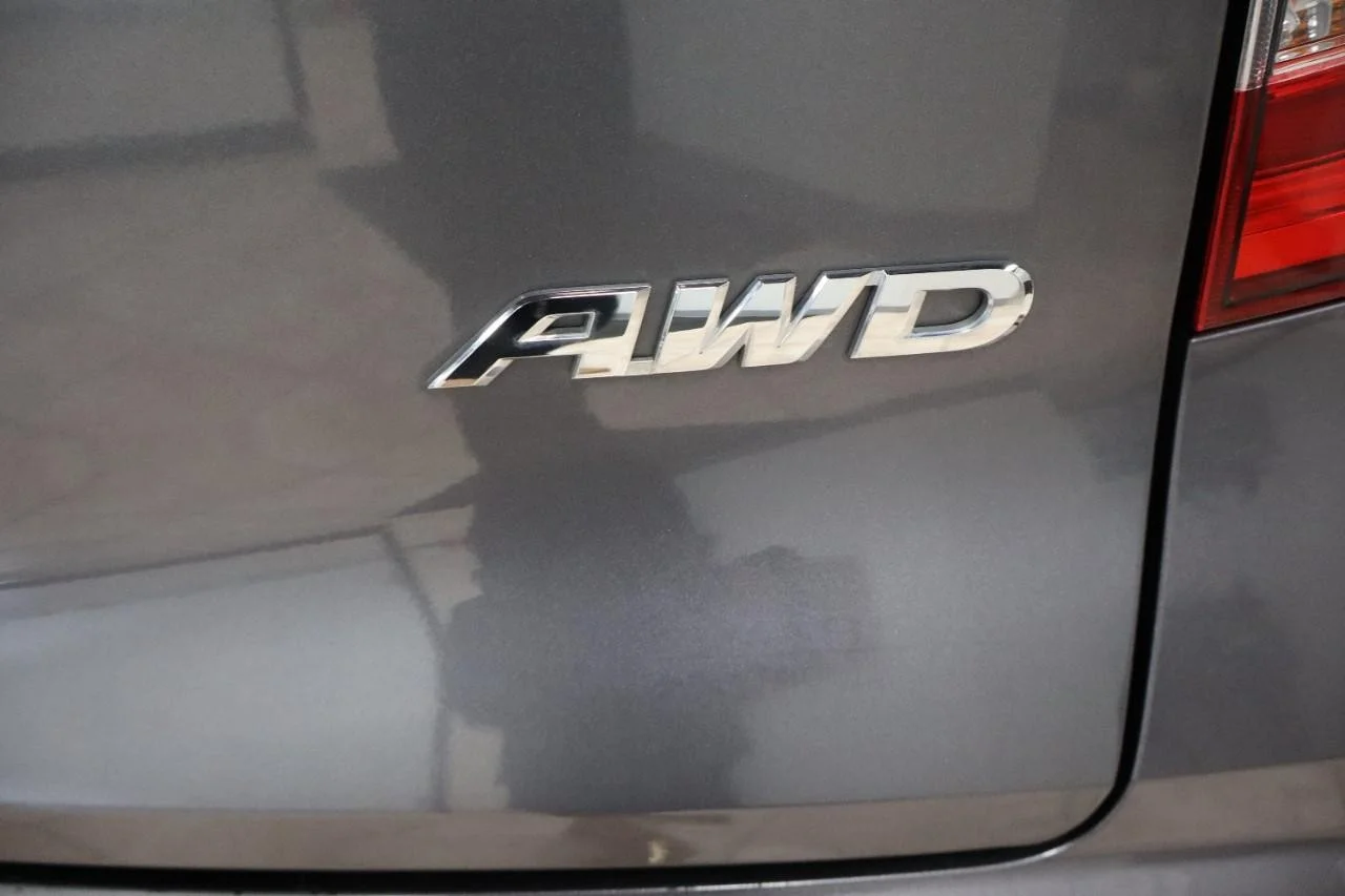 Used 2019 Modern Steel Metallic Honda EX image 20