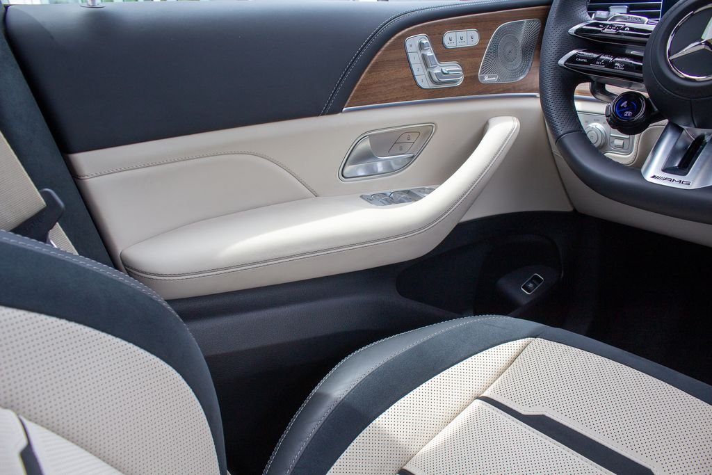 Used 2026 MANUFAKTUR Alpine Gray Mercedes-Benz GLE 63 S AMG® image 19