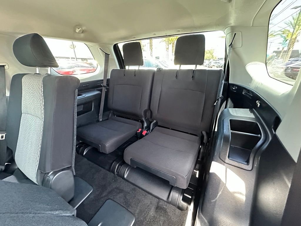 Used 2024  Toyota SR5 image 18