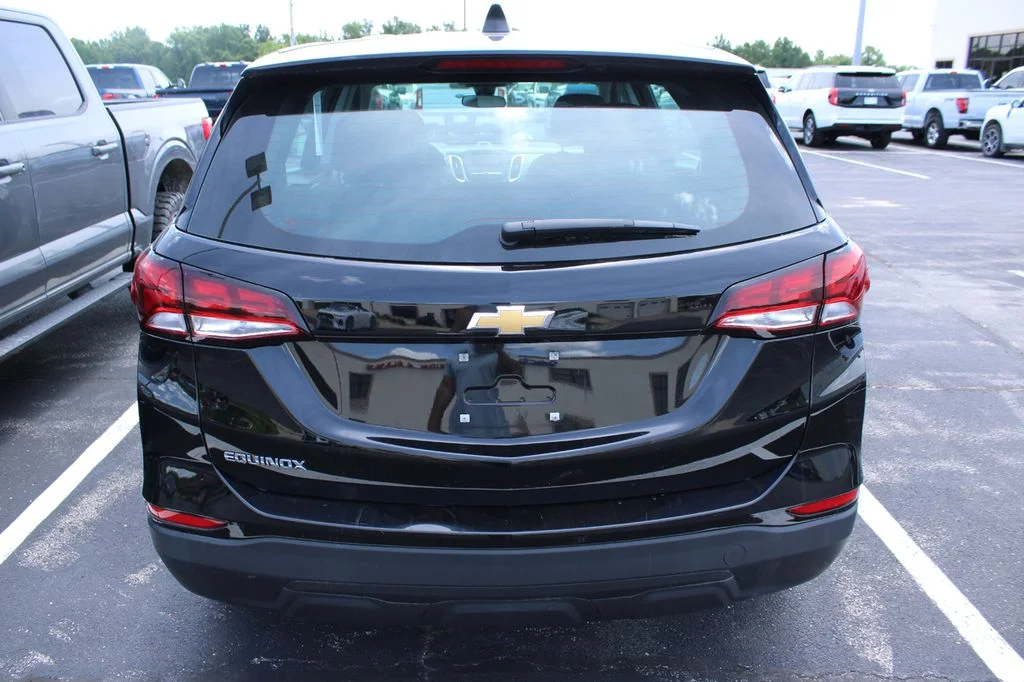 Used 2022 Mosaic Black Metallic Chevrolet LS image 8