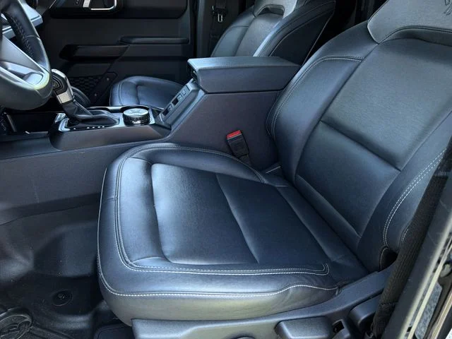 Used 2025 Black Ford Badlands image 21