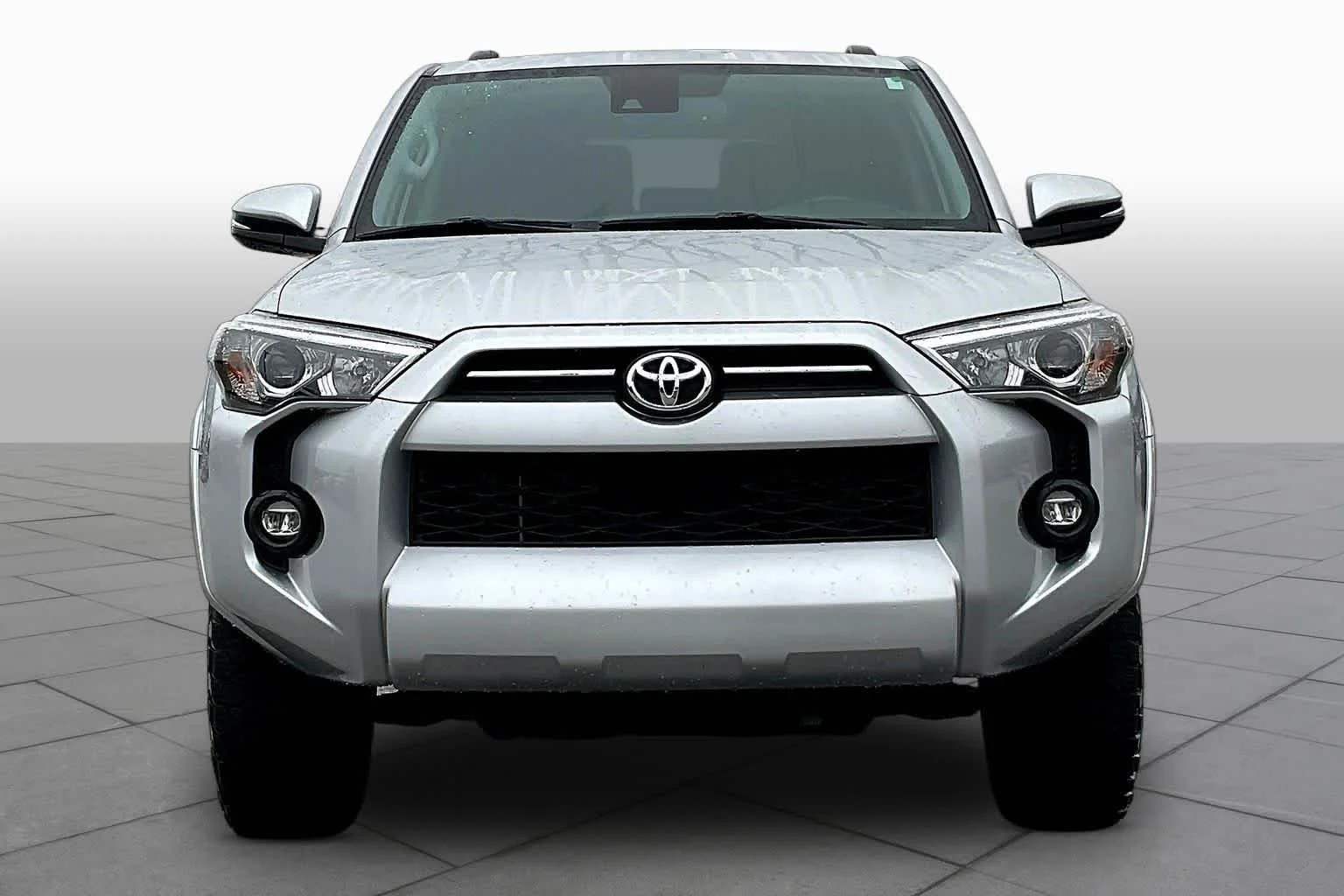 Used 2023 Classic Silver Metallic Toyota SR5 Premium image 4