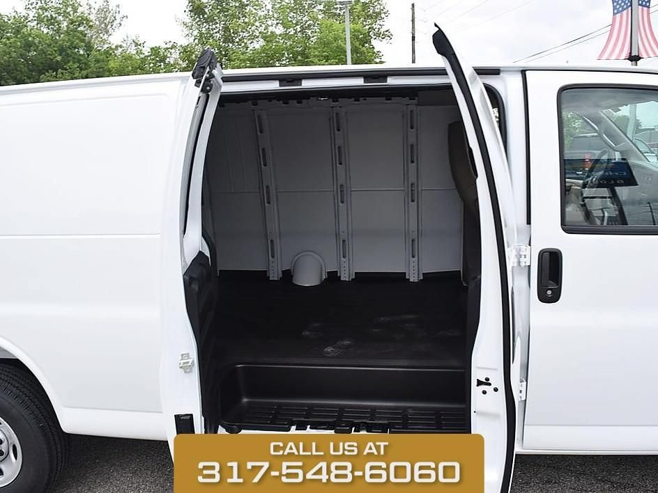 2026 Chevrolet Express Cargo Work Van - Photo 21