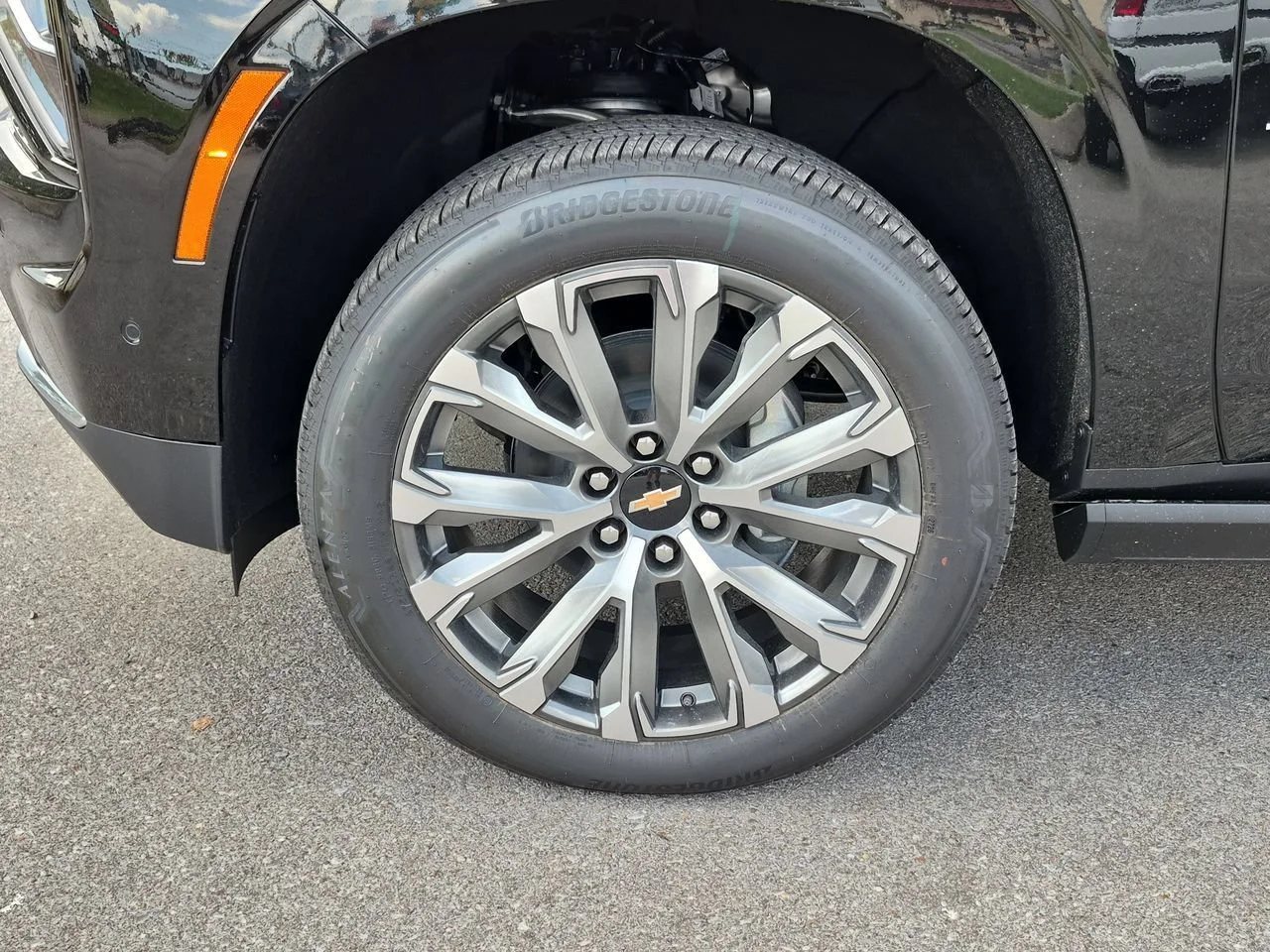 New 2026 Black Chevrolet High Country image 34