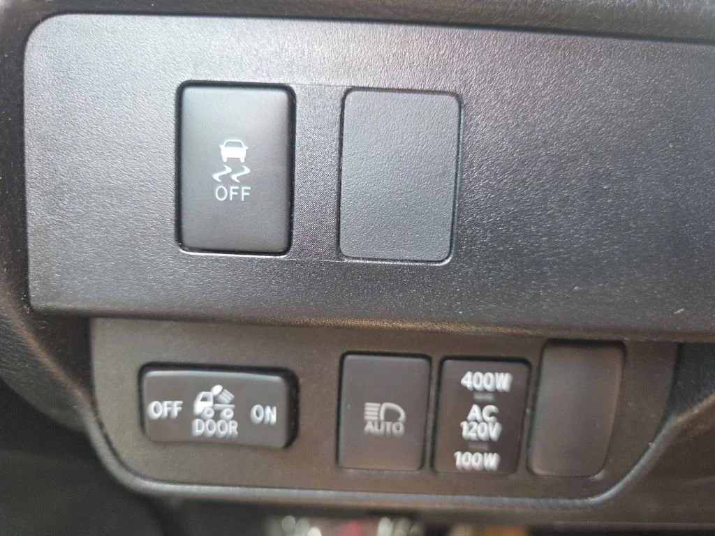 2022 Toyota Tacoma SR5 - Photo 13