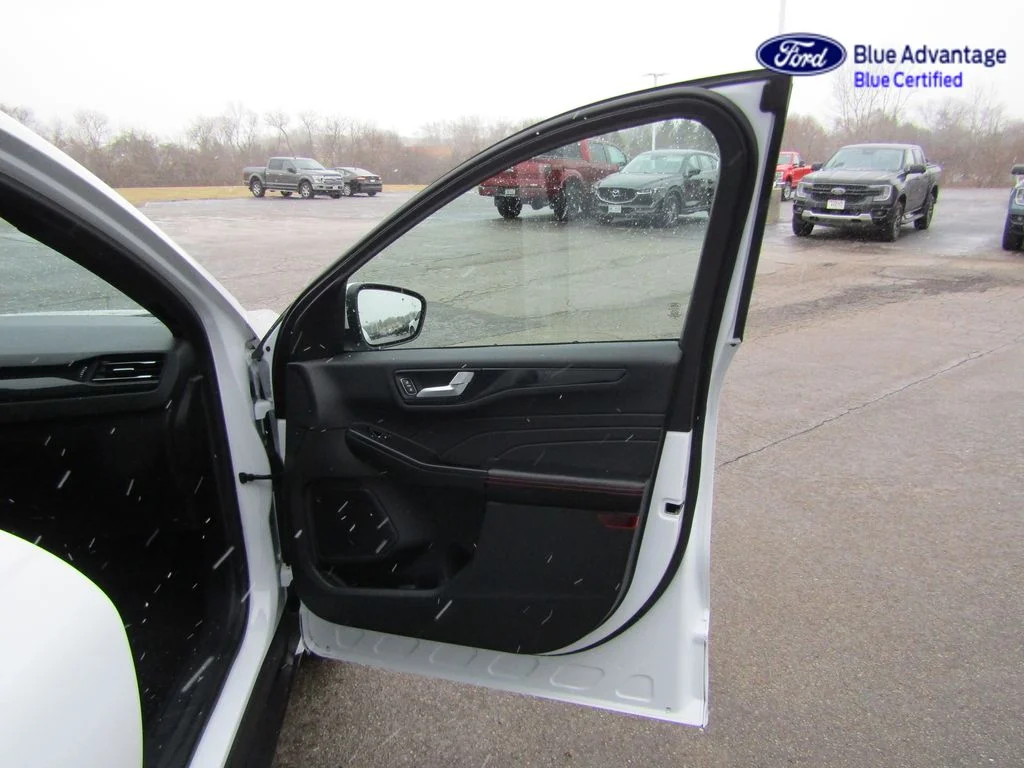 Certified Used 2023 Oxford White Ford ST-Line Select image 40
