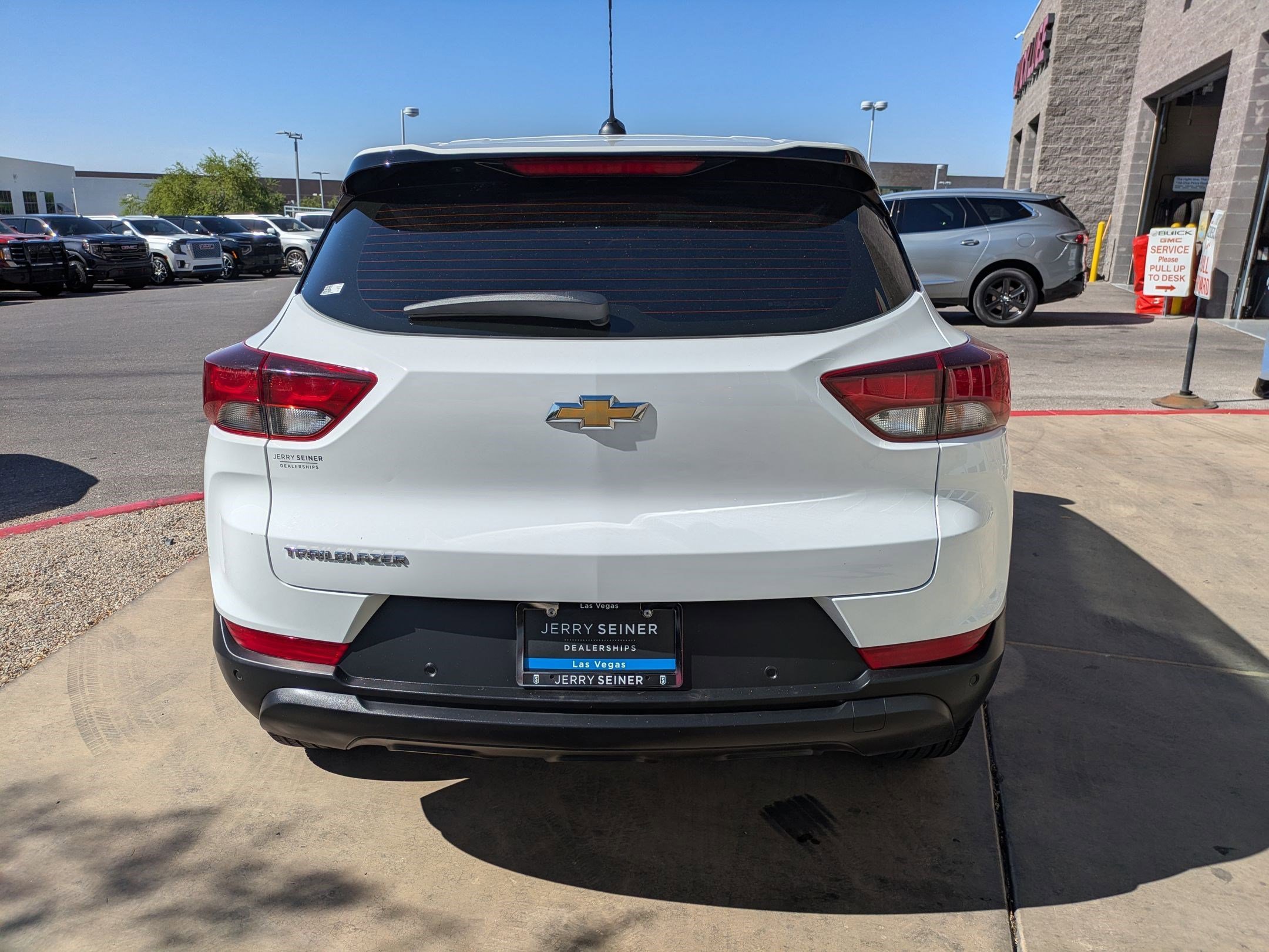 Used 2021 Summit White Chevrolet LS image 5
