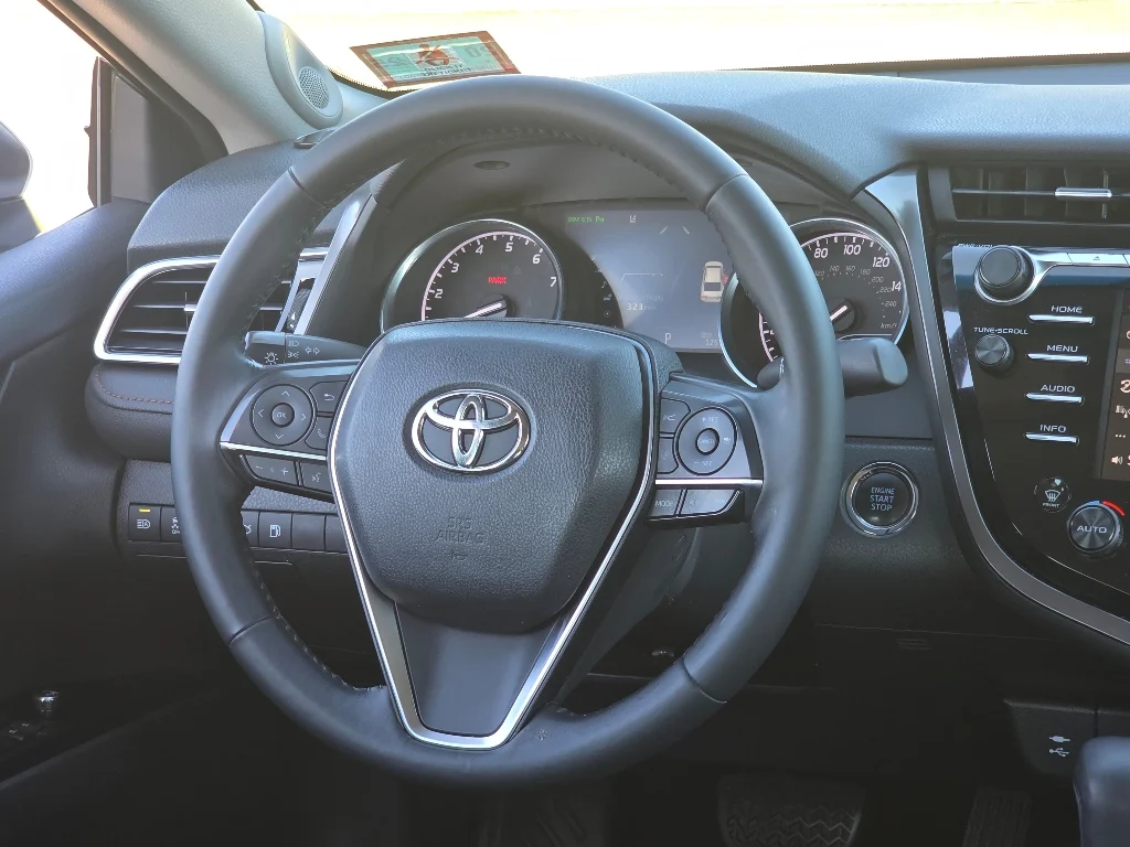 2018 Toyota Camry XLE - Photo 26