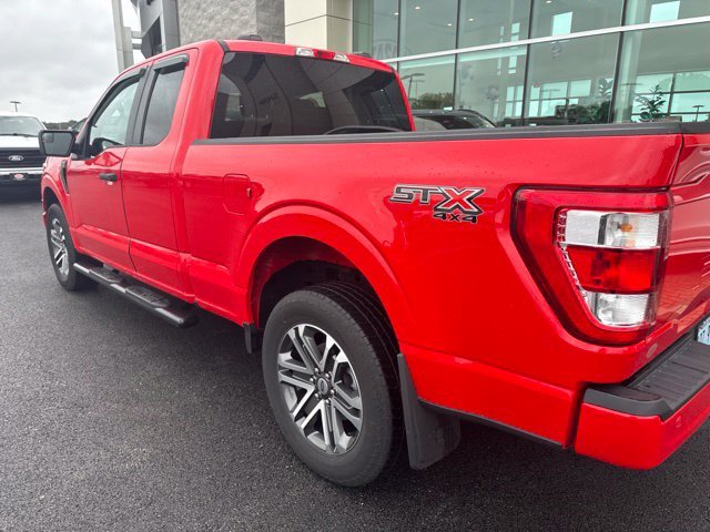 Used 2023 Red Ford XL image 4