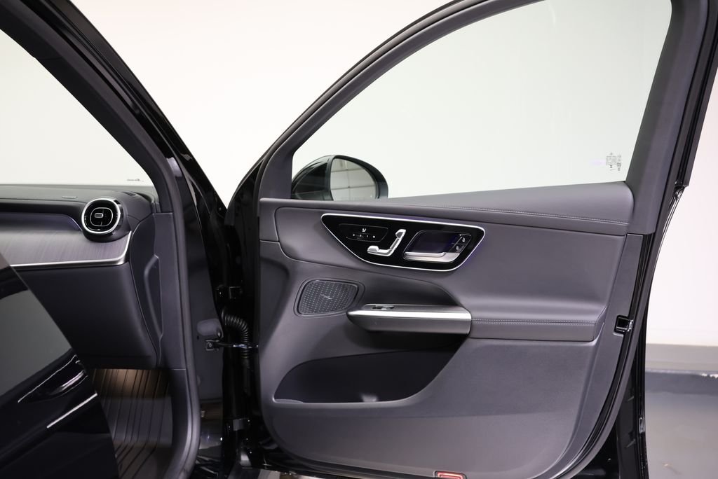 Certified Used 2026 Black Mercedes-Benz GLC 300 image 44