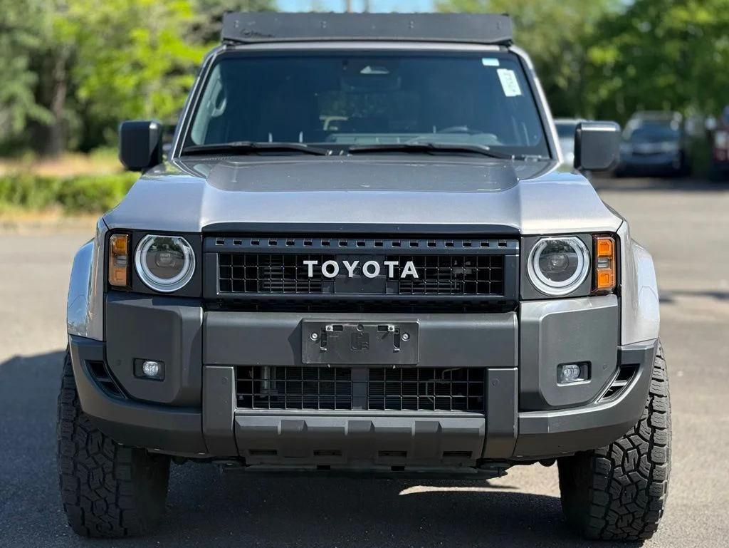 Used 2025  Toyota 1958 image 8