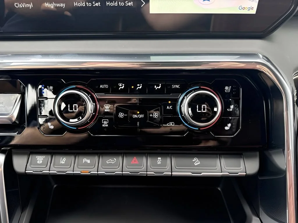New 2026 Glacier White Tricoat GMC Denali Ultimate image 24