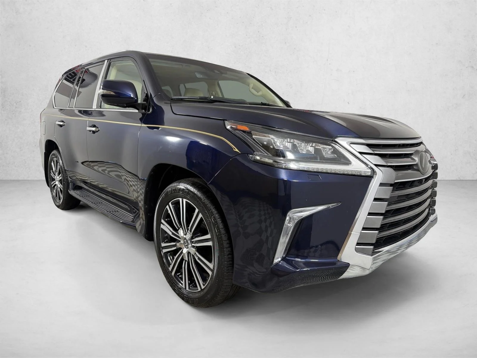 Used 2019 Blue Lexus LX 570 image 2