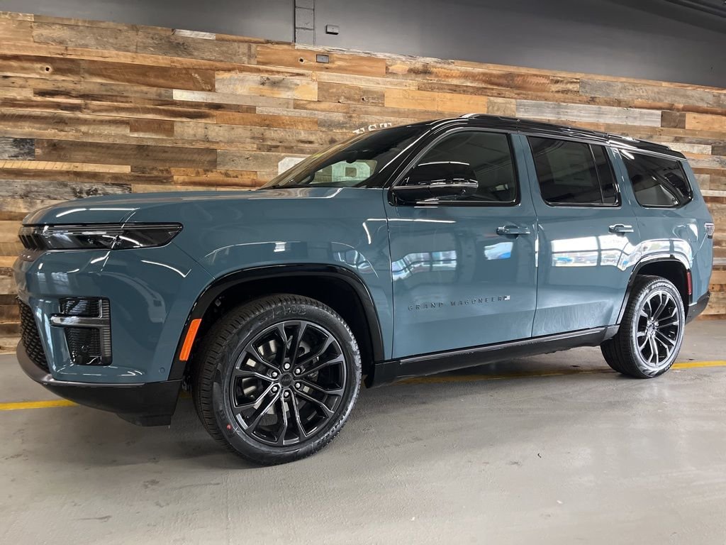 New 2026 Steel Blue Exterior Paint Jeep Summit Obsidian image 18