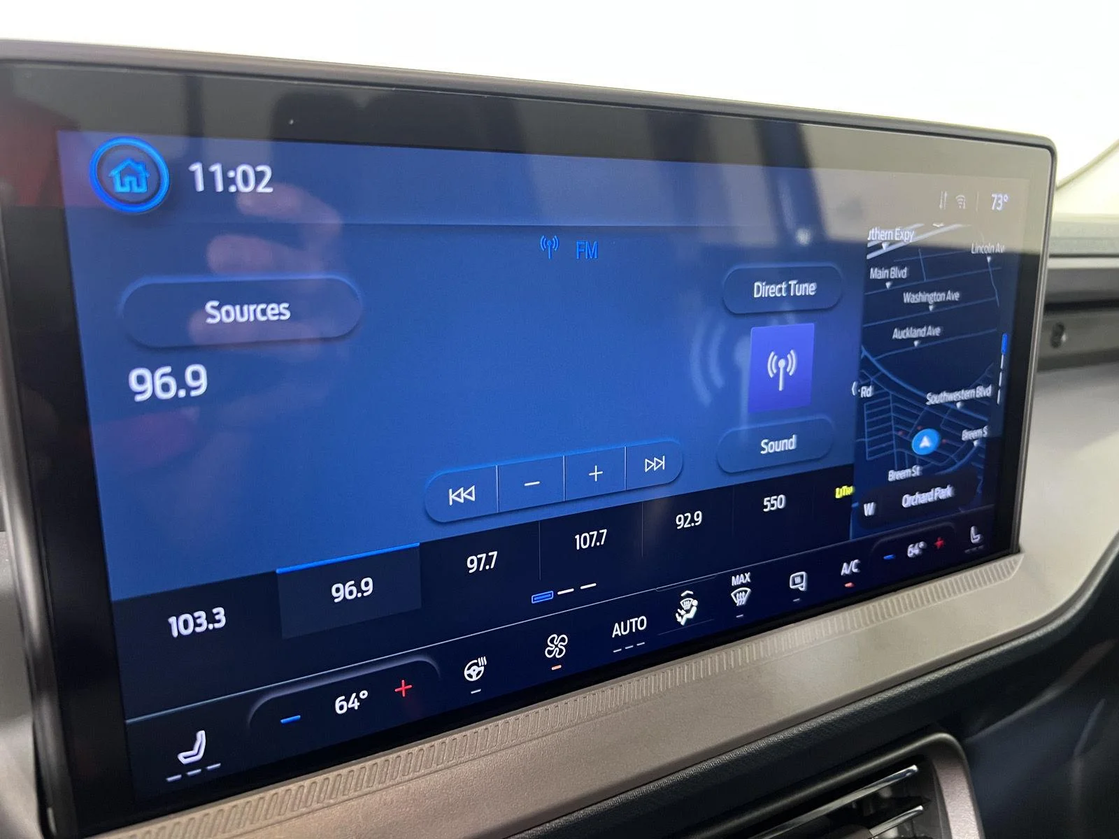 Used 2025 Bl Ford LARIAT image 9