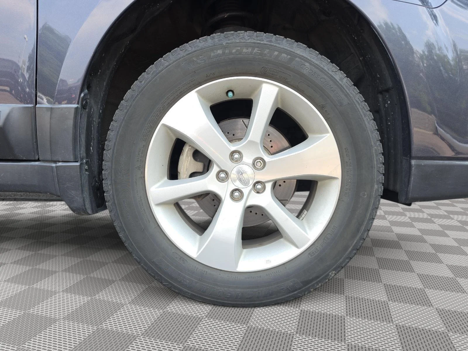 Used 2013 Graphite Gray Metallic Subaru 2.5i Limited image 50