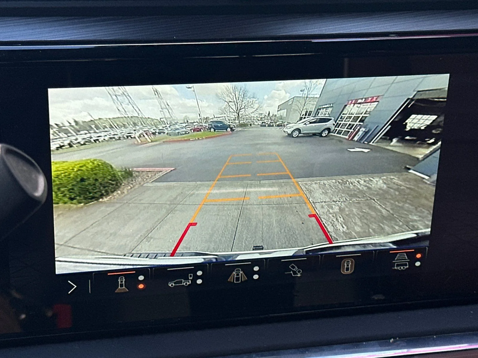 Used 2024 White Frost GMC Denali Ultimate image 18