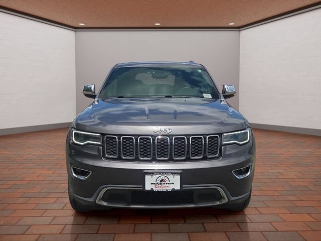 Used 2017 Gray Jeep Limited image 33