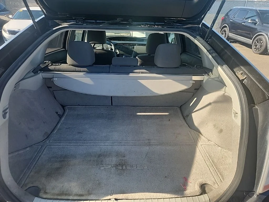 Used 2010 Black Toyota II image 18