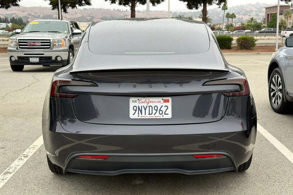 Used 2024 Stealth Gray Tesla Base image 6
