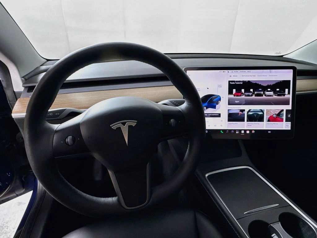 Used 2022 Blue Tesla Long Range image 11
