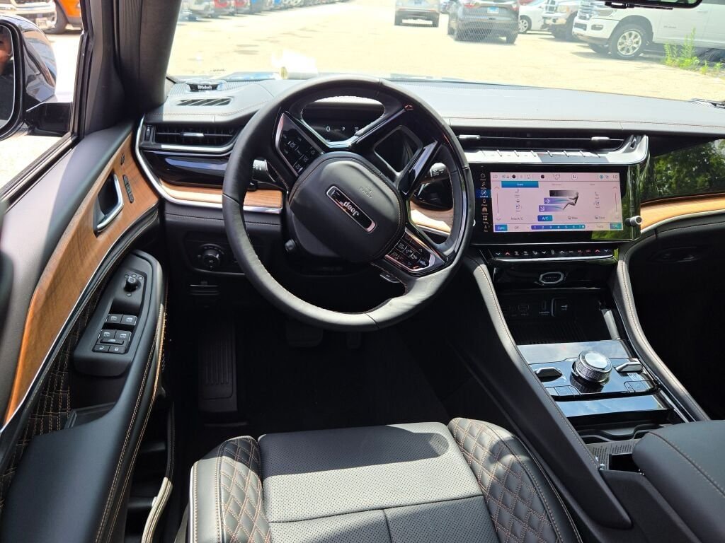 New 2026 Steel Blue Exterior Paint Jeep Summit image 21