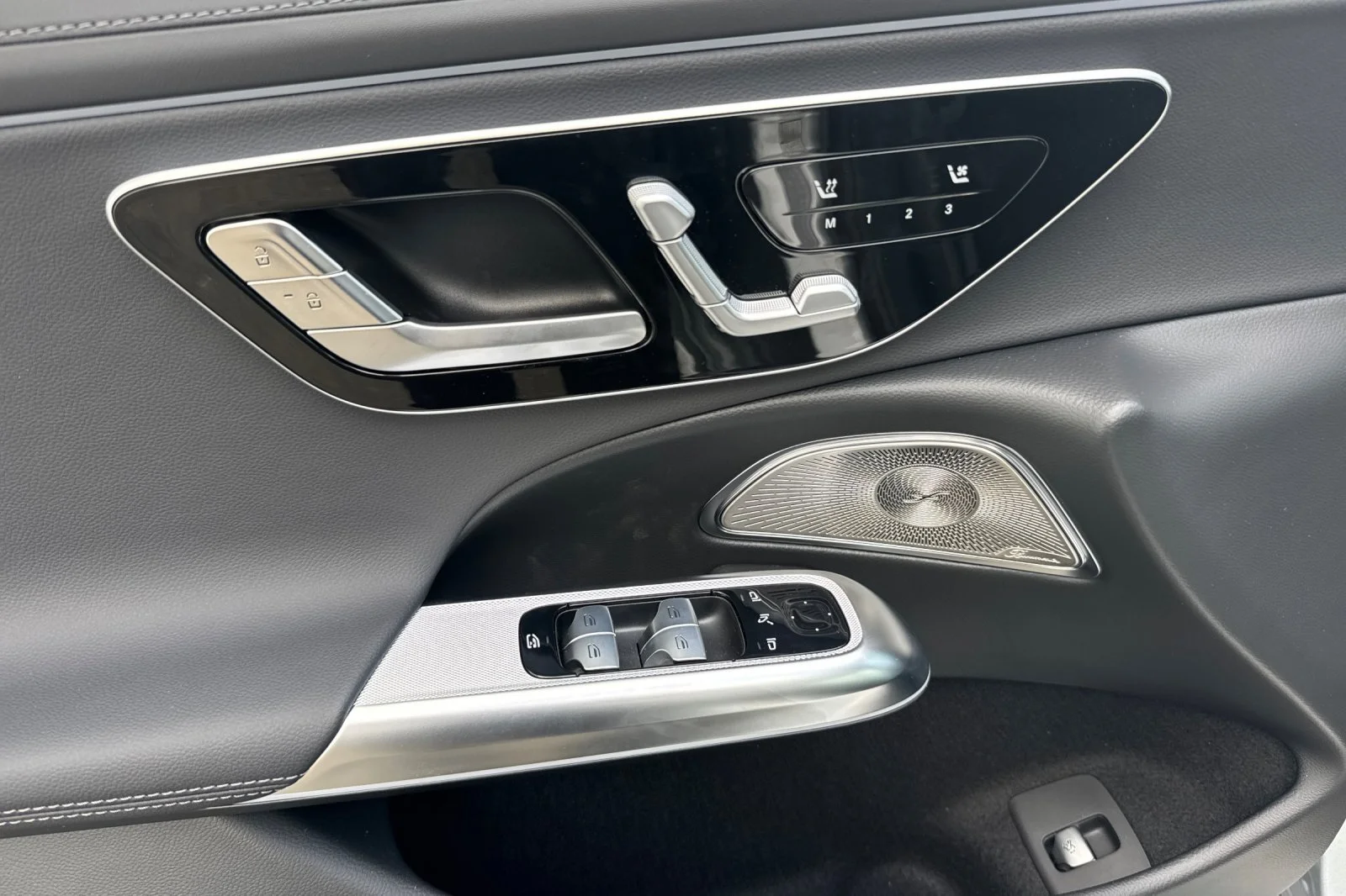 New 2027 Cirrus Silver Metallic Mercedes-Benz E 350 image 8