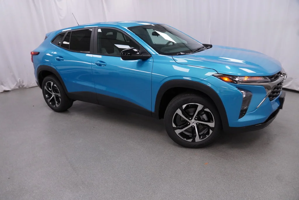 New 2026 Marina Blue Metallic Chevrolet 1RS image 13