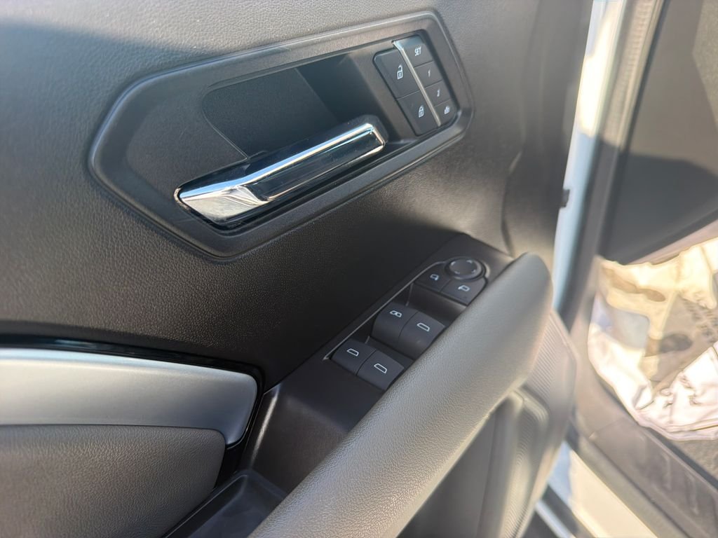 Used 2024 White Chevrolet ZR2 image 11