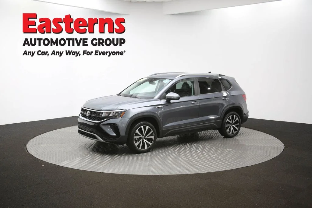 Used 2023 Gray Volkswagen 1.5T SE image 56