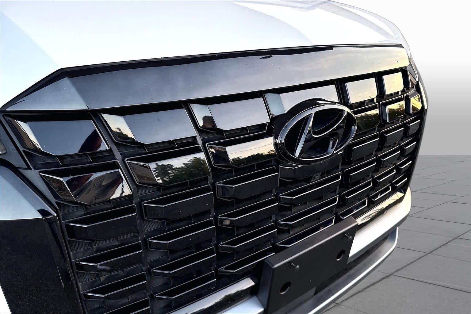 Used 2024 Hyper White Hyundai Limited image 30
