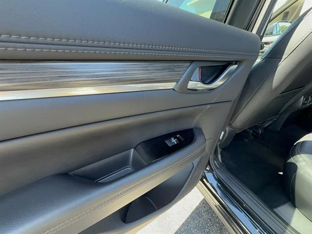 Used 2018 Jet Black Mica Mazda Grand Touring image 25