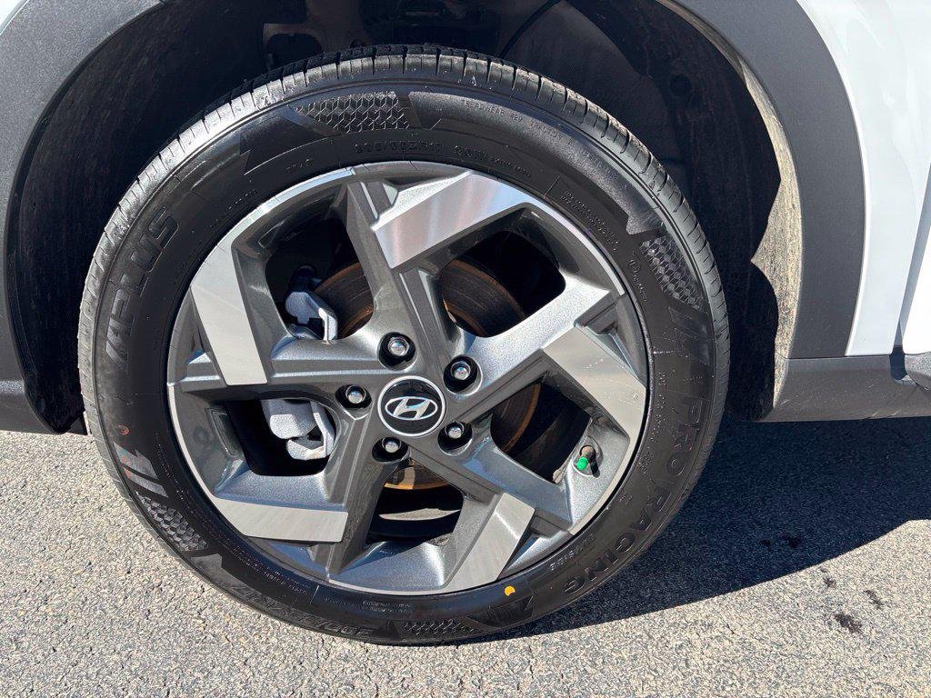 New 2026 White Hyundai SEL image 11