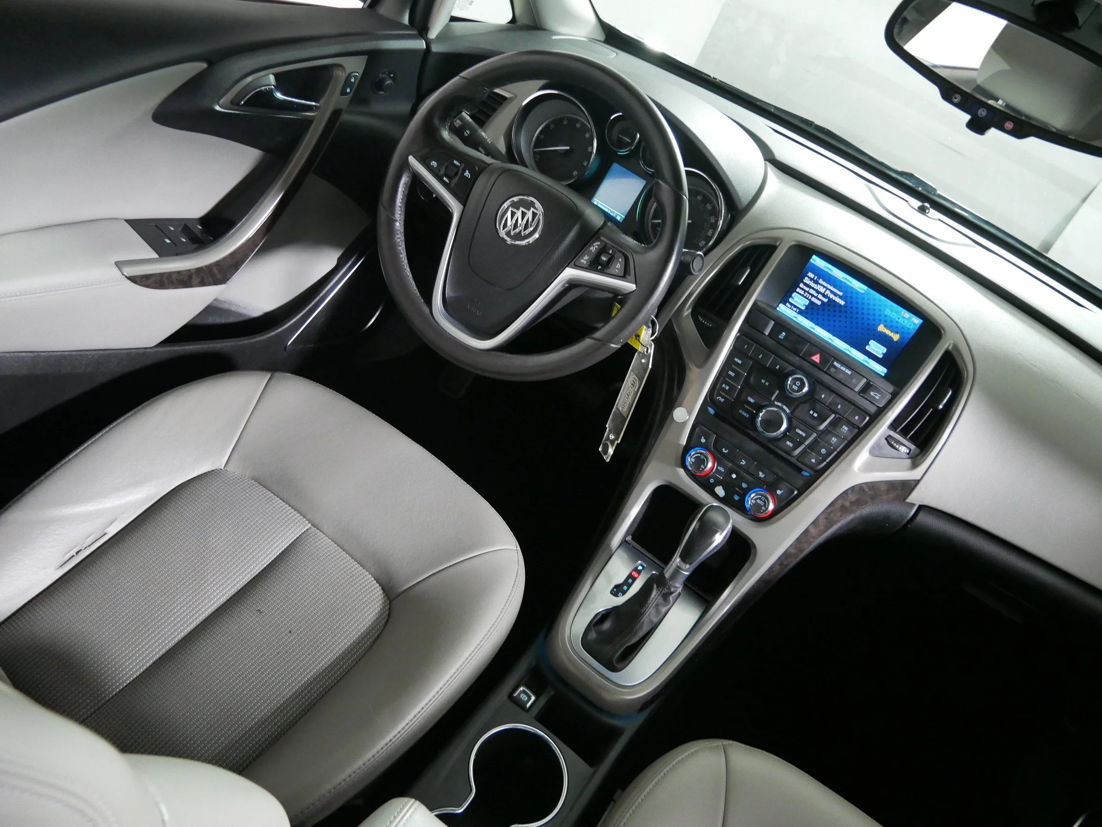 Used 2015 Carbon Black Metallic Buick  image 9