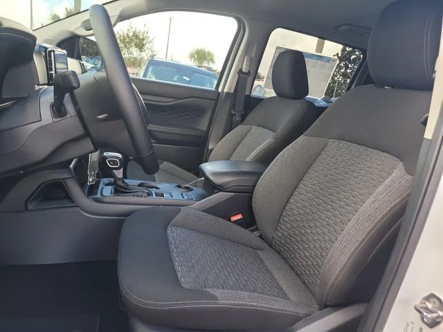 New 2026 Oxford White Ford XLT image 19