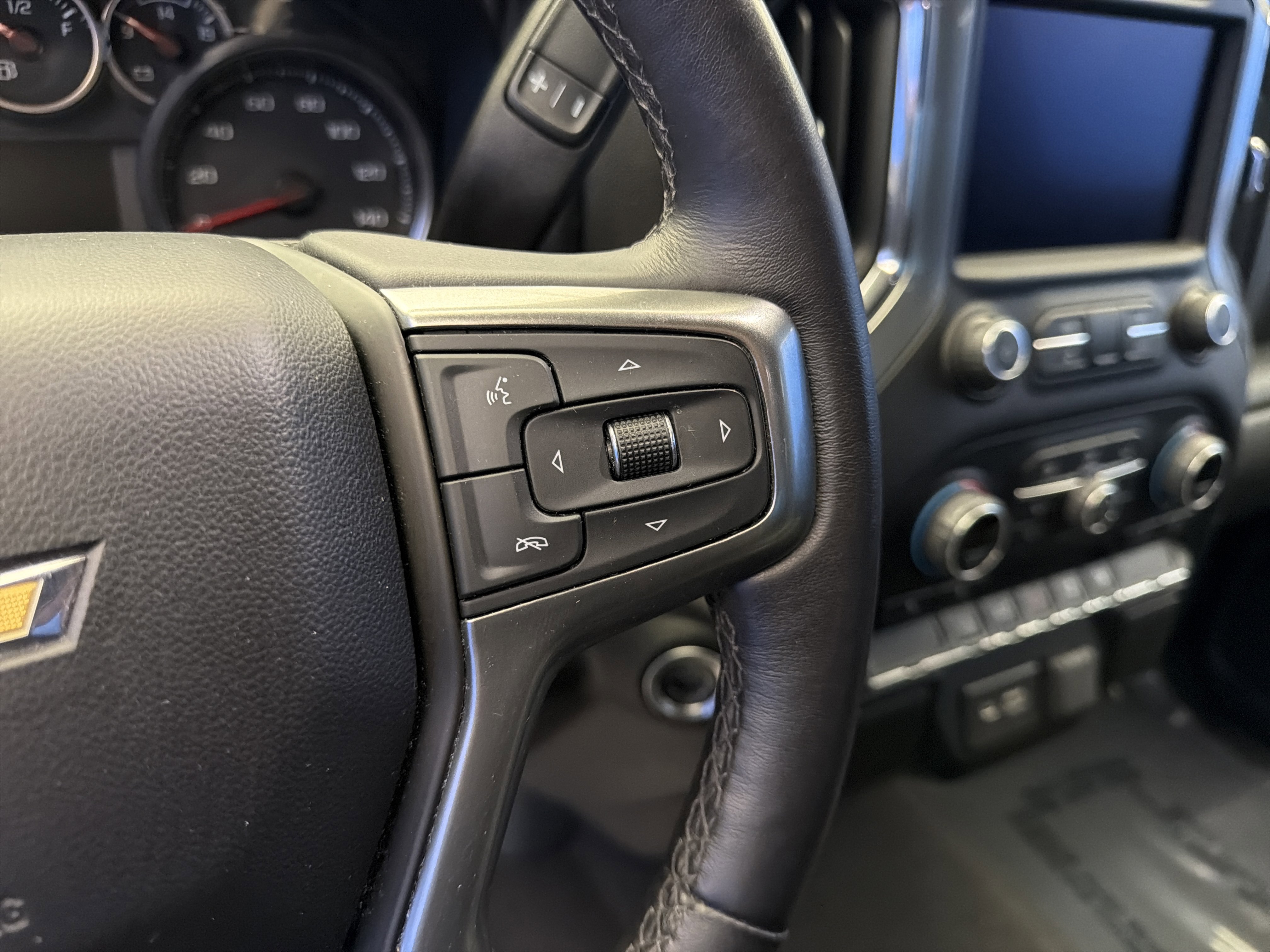 Used 2022 Red Hot Chevrolet LT image 17