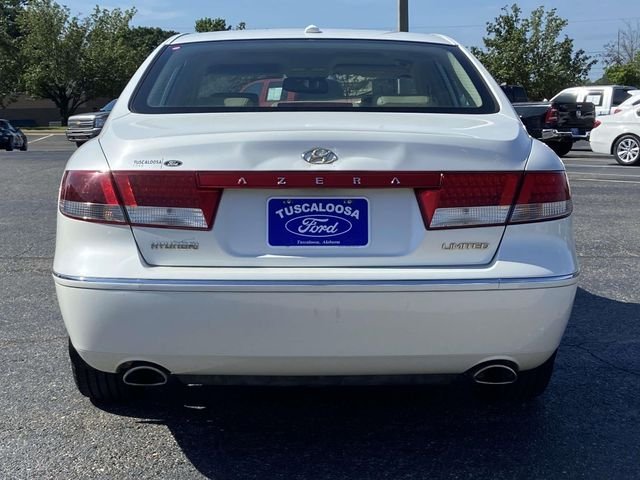 Used 2008 White Hyundai Limited image 3