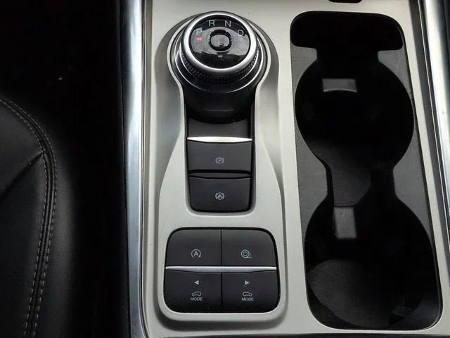 Used 2023 Gray Ford XLT image 19