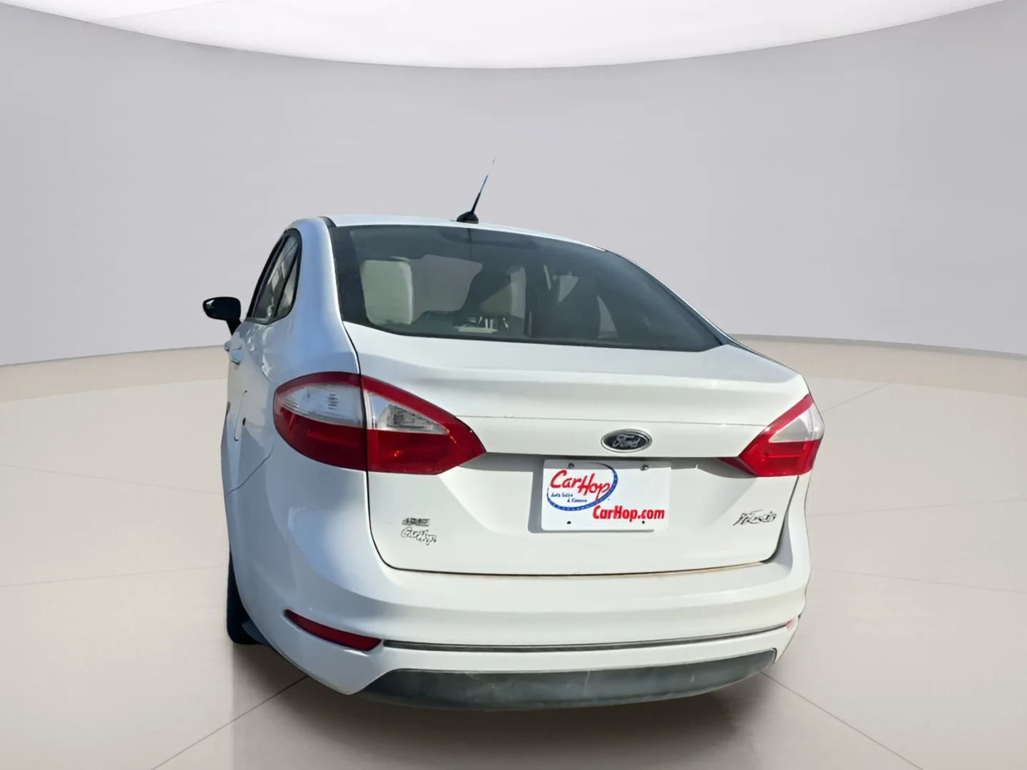 Used 2016 White Ford  image 7