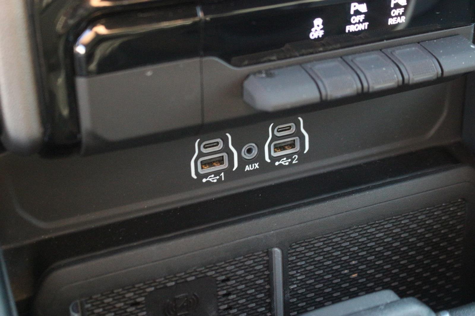 Used 2025 White Ram Big Horn image 22