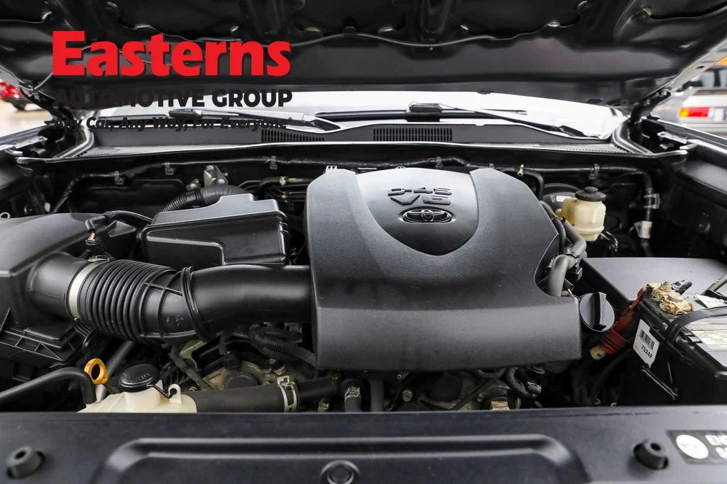 Used 2017 Gray Toyota SR5 image 7