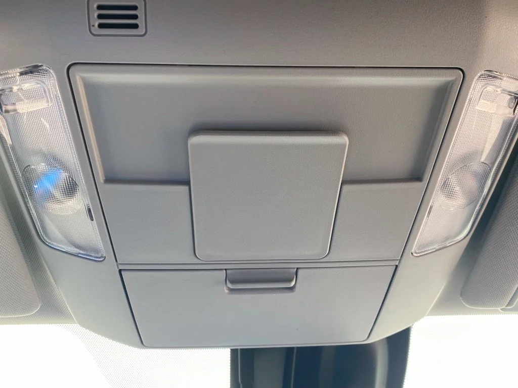Used 2018 Gray Toyota SR5 image 24