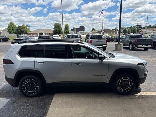 New 2026 Silver Zynith Clear-Coat Exterior Paint Jeep Limited image 7