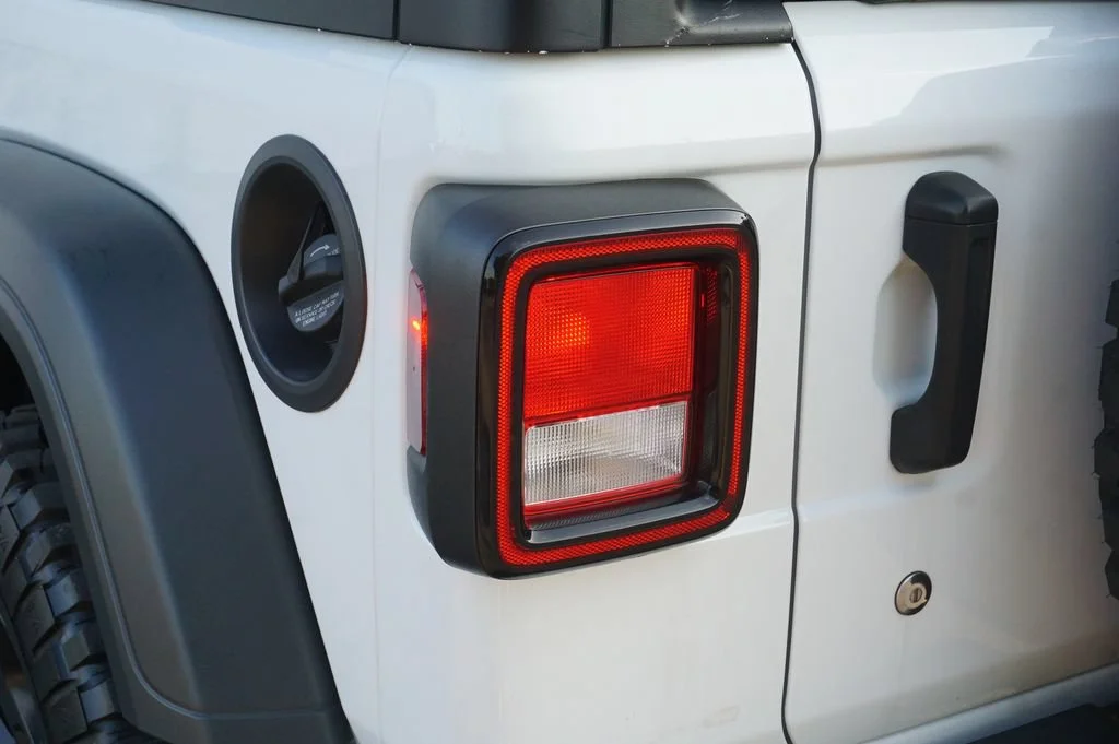 2023 Jeep Wrangler 2-Door Willys Sport - Photo 35