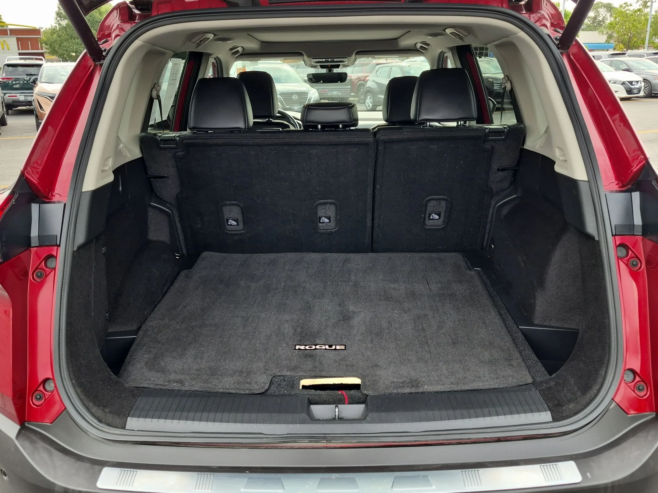 Used 2023 Scarlet Ember Tintcoat Nissan SV image 26