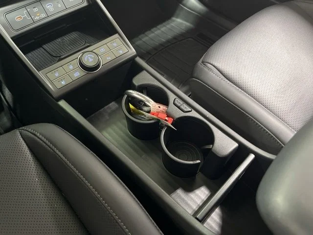 Used 2024 Cyber Gray Metallic Hyundai Limited image 49