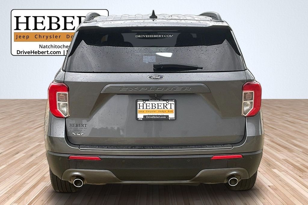 Used 2023 Gray Ford XLT image 4